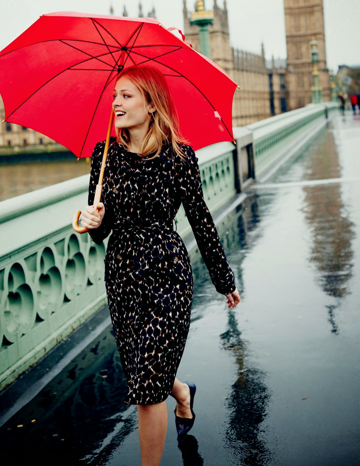 Boden umbrella raining London Big Ben